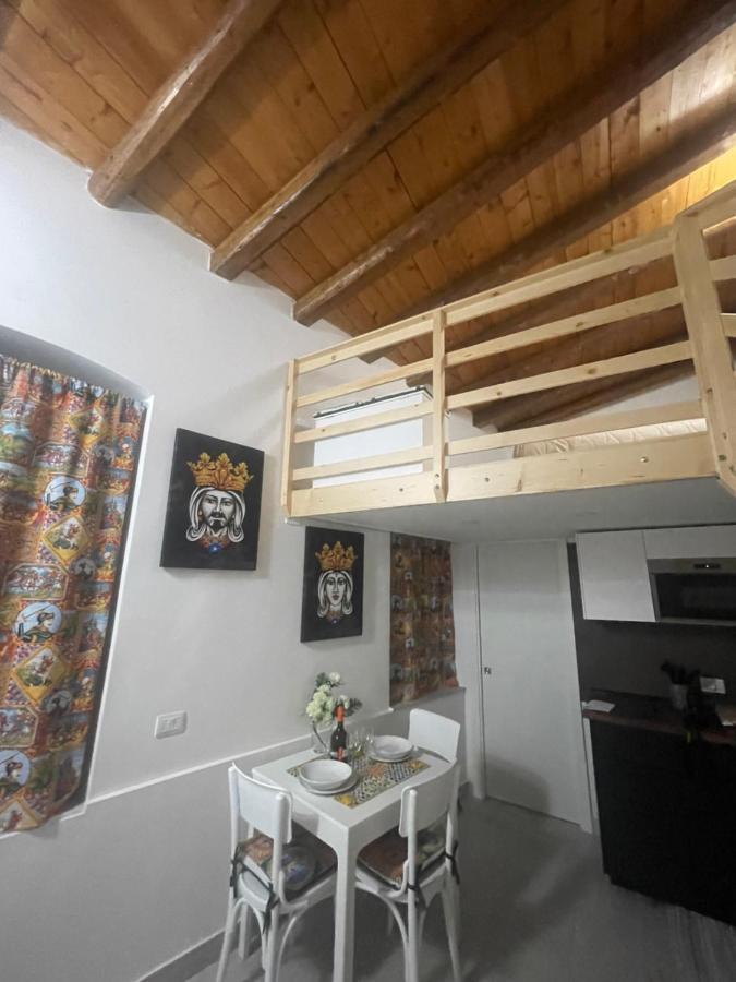 Appartamento Mega House 2 Aeroporto di Catania Fontana Rossa Esterno foto