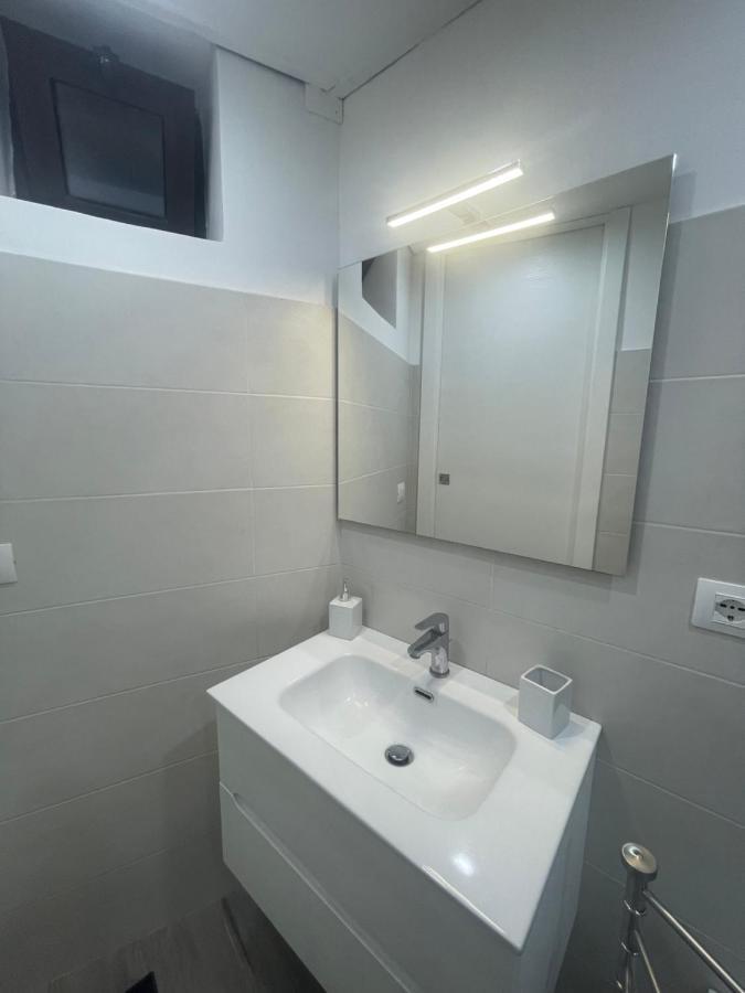 Appartamento Mega House 2 Aeroporto di Catania Fontana Rossa Esterno foto